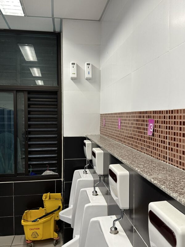 น้ำหอมดับกลิ่นห้องน้ำ4